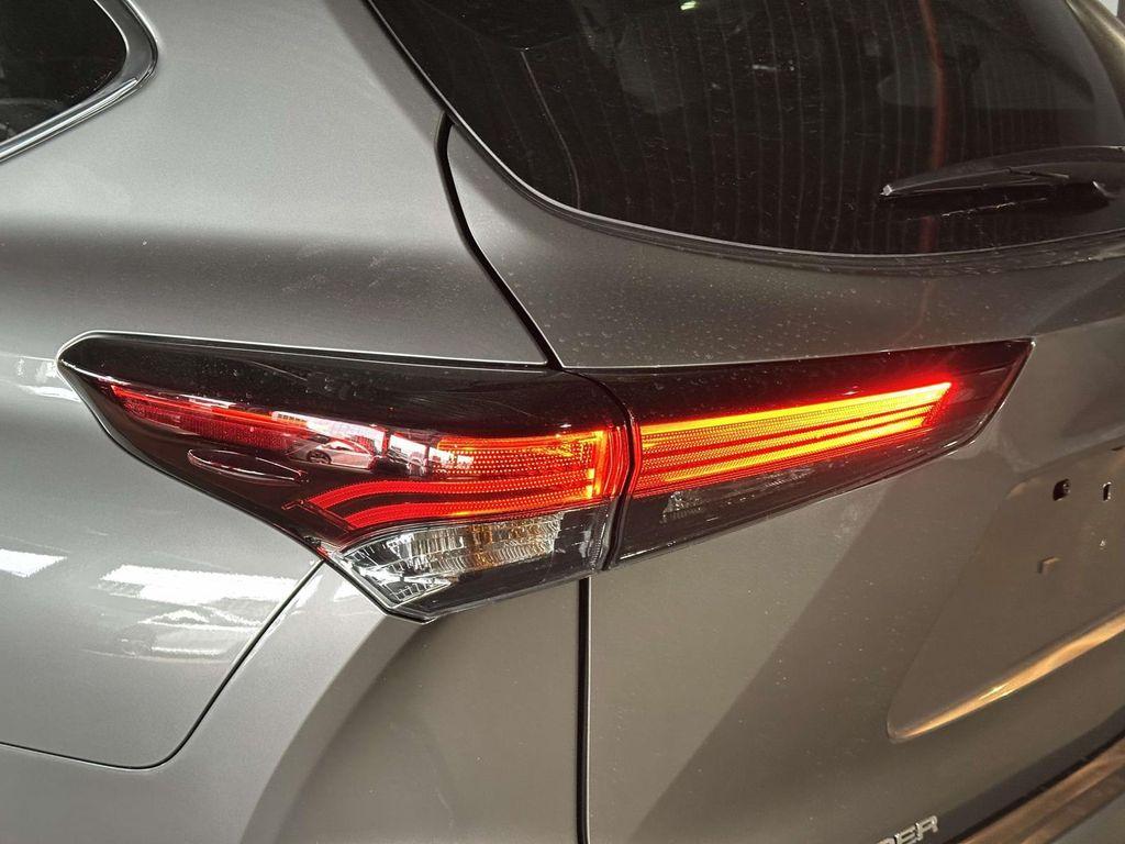 new 2026 Toyota Highlander car, priced at $54,182