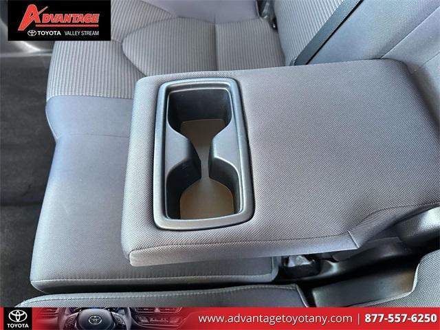 used 2023 Toyota Highlander car