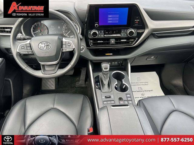 used 2024 Toyota Highlander car, priced at $39,200