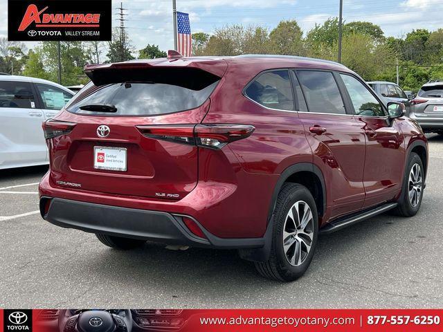 used 2024 Toyota Highlander car, priced at $39,200