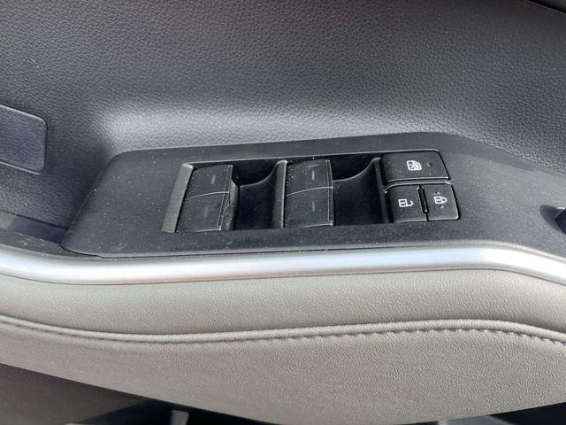used 2023 Toyota Highlander car, priced at $35,995