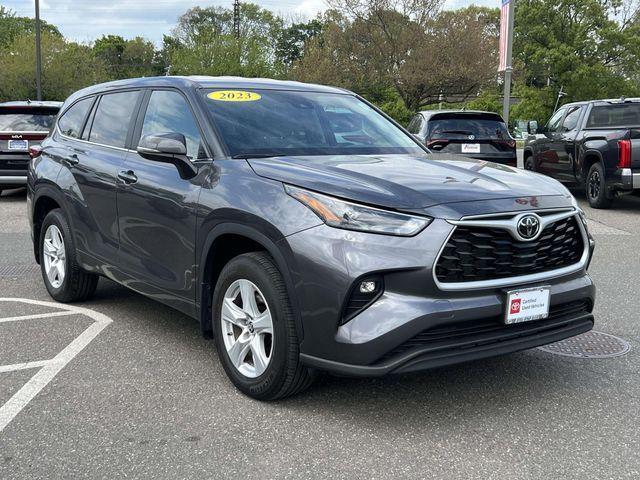 used 2023 Toyota Highlander car, priced at $35,995