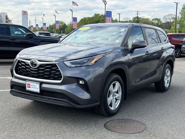 used 2023 Toyota Highlander car, priced at $35,995
