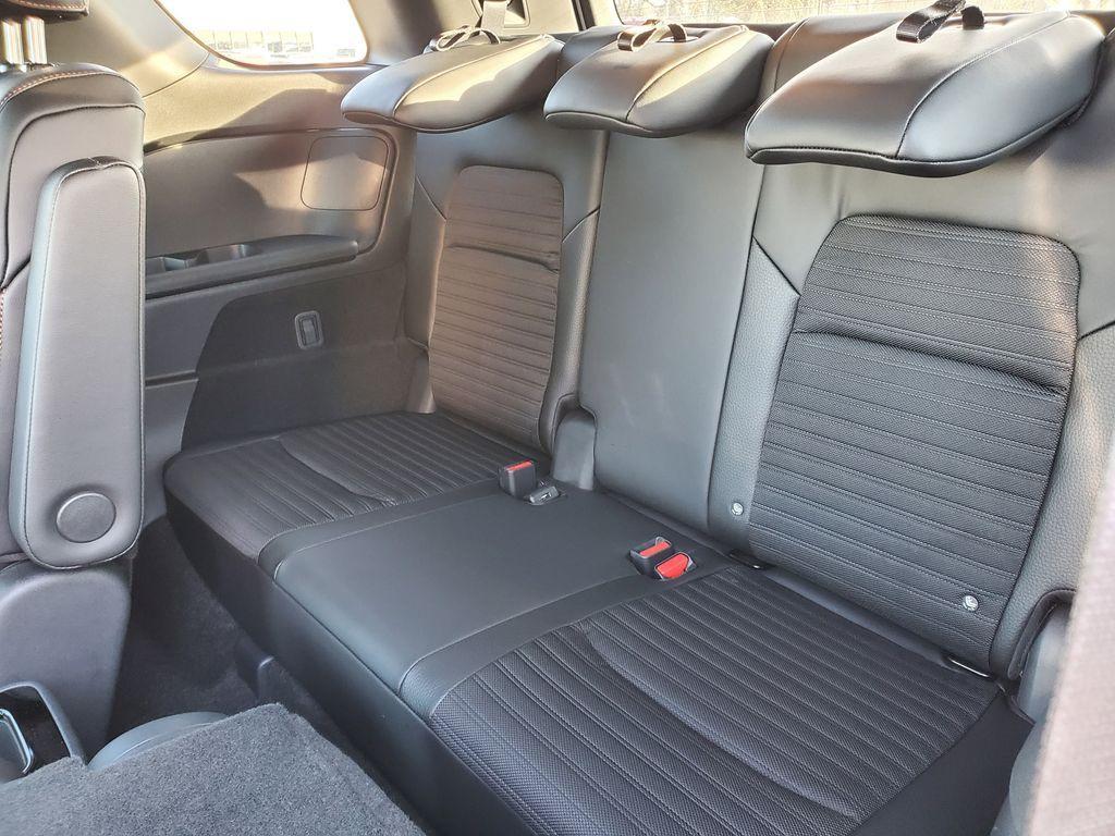 new 2025 Nissan Pathfinder car, priced at $44,257