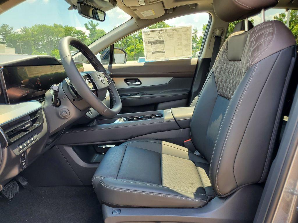 new 2025 Nissan Murano car, priced at $50,487