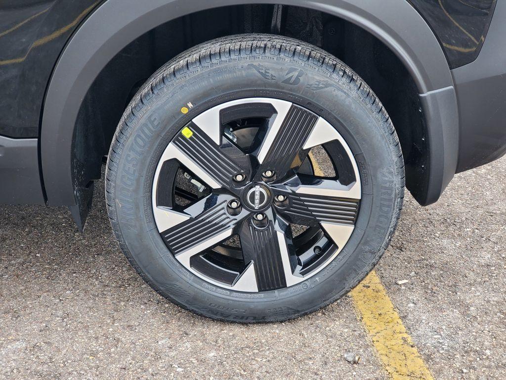 new 2026 Nissan Kicks car, priced at $27,949