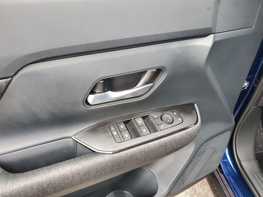 new 2026 Nissan Kicks car, priced at $27,949