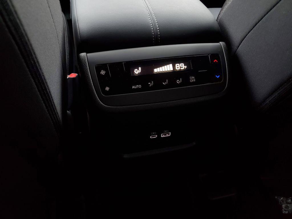 new 2025 Nissan Pathfinder car