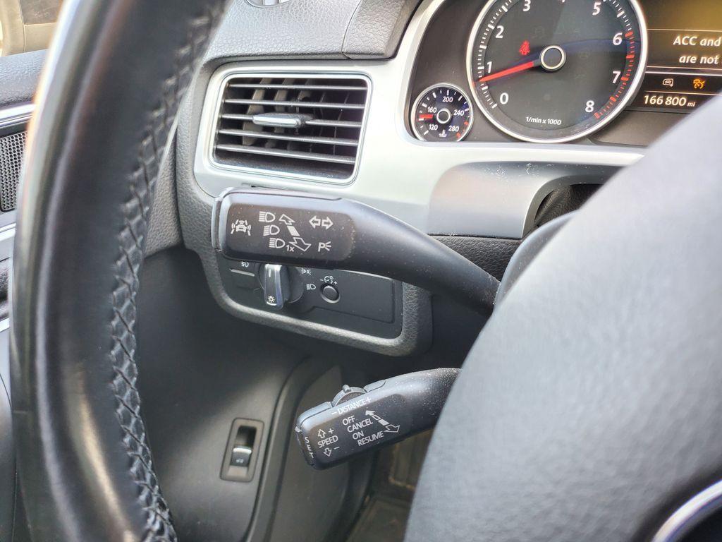 used 2016 Volkswagen Touareg car, priced at $7,850
