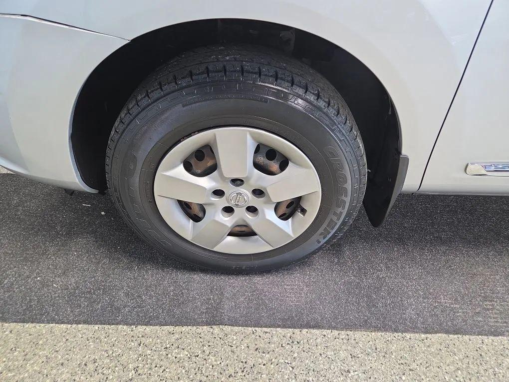 used 2015 Nissan Rogue Select car, priced at $12,995