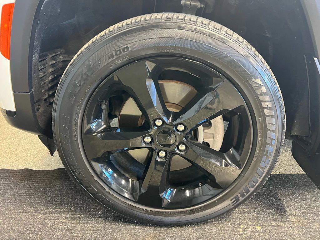 used 2023 Jeep Grand Cherokee L car, priced at $29,995