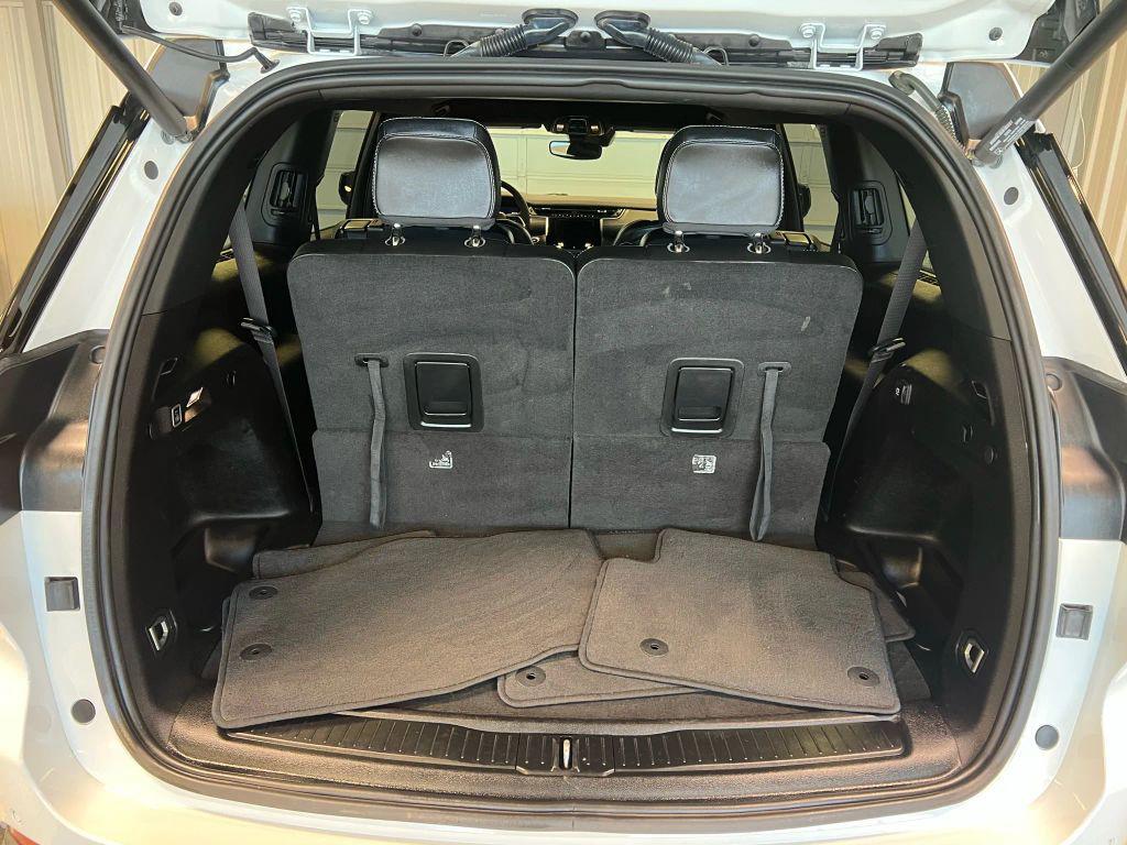 used 2023 Jeep Grand Cherokee L car, priced at $29,995