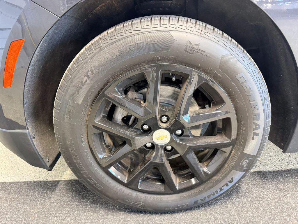 used 2022 Chevrolet Equinox car, priced at $16,995