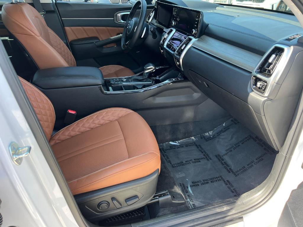 used 2023 Kia Sorento car, priced at $32,785