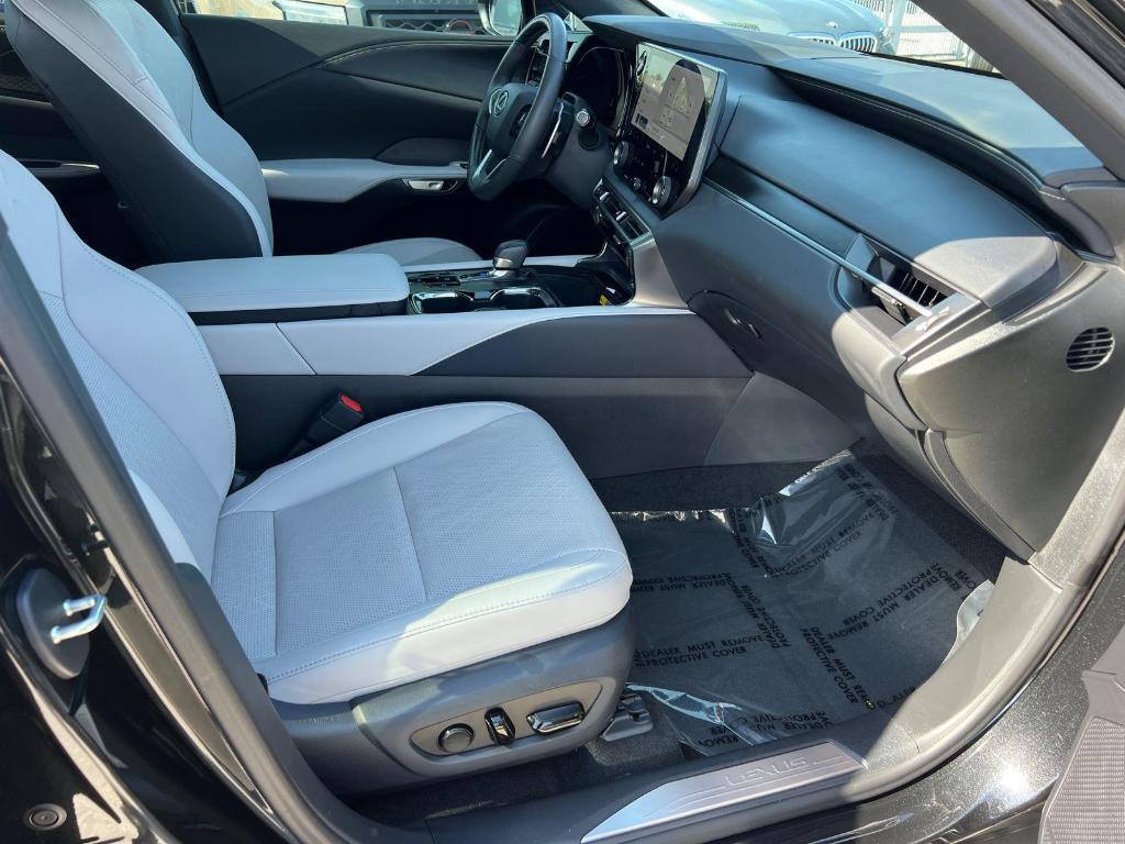 used 2025 Lexus RX 350 car, priced at $48,985