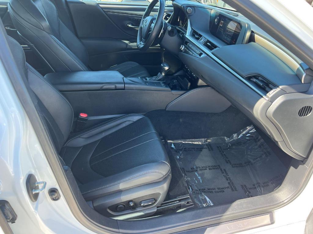 used 2021 Lexus ES 350 car, priced at $31,585