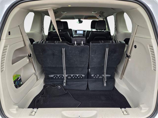 used 2024 Chrysler Pacifica car, priced at $28,325