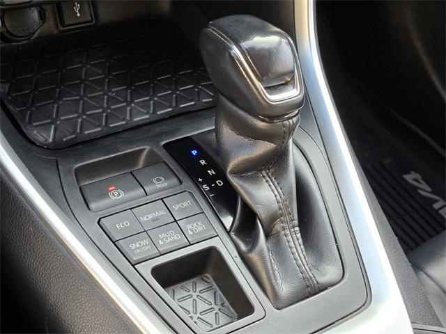 used 2020 Toyota RAV4 car, priced at $27,475