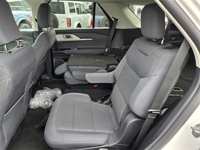 new 2025 Ford Explorer car, priced at $40,488