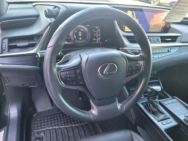 used 2021 Lexus ES 300h car, priced at $31,210