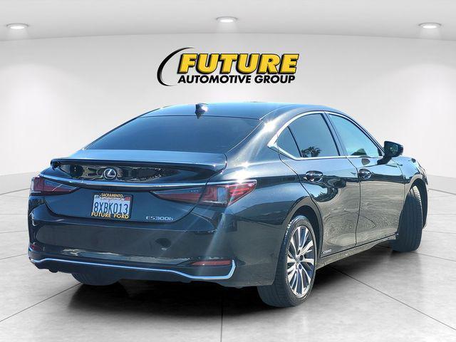 used 2021 Lexus ES 300h car, priced at $31,210