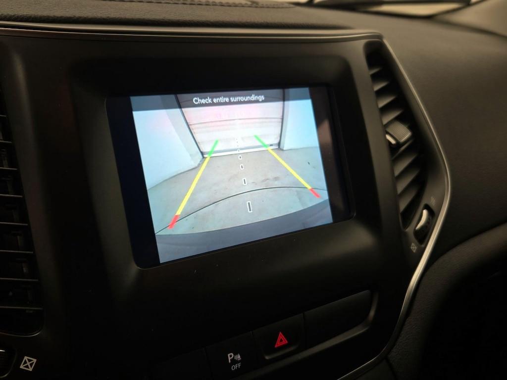 used 2019 Jeep Cherokee car, priced at $17,998