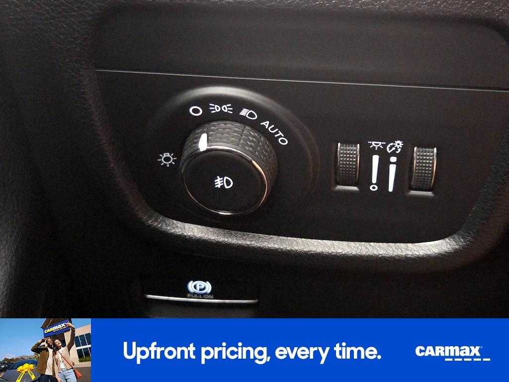 used 2024 Jeep Grand Cherokee L car, priced at $37,998