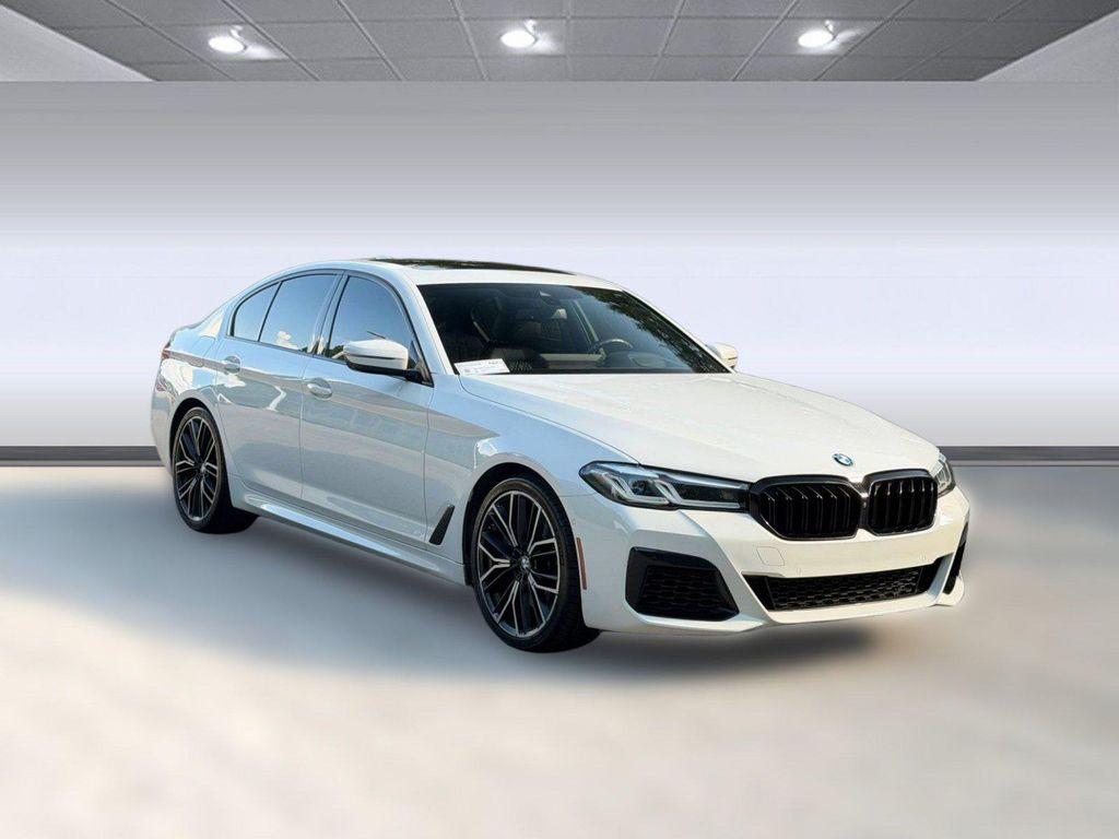 BMW 5 Series view 7