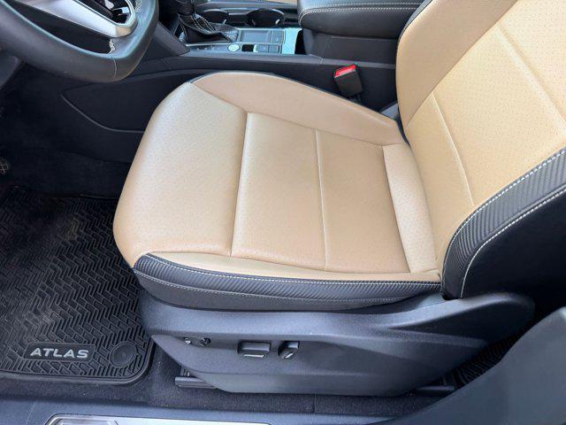 used 2022 Volkswagen Atlas Cross Sport car, priced at $26,999