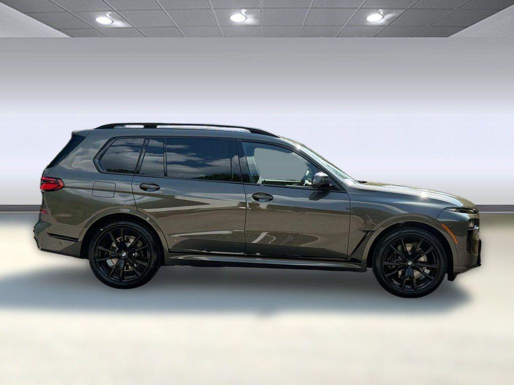 new 2027 BMW X7 car, priced at $100,170