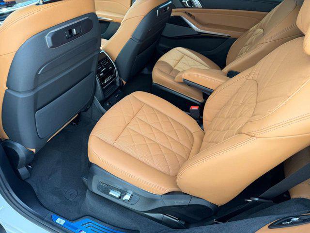 new 2027 BMW X7 car, priced at $101,125