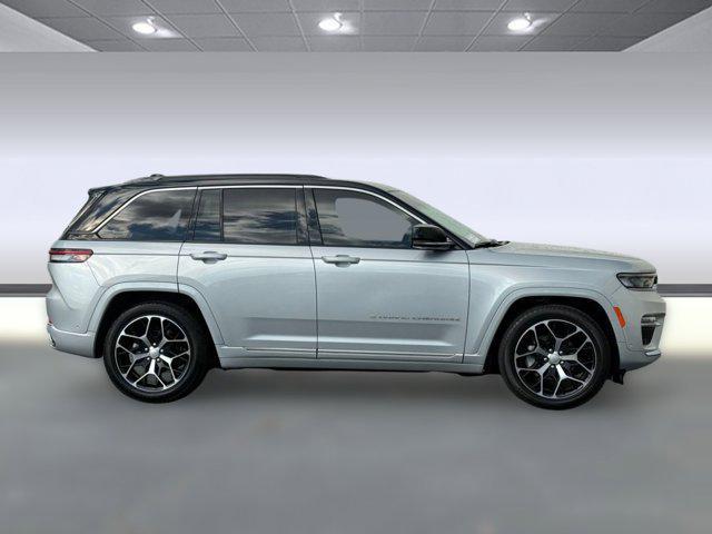 used 2025 Jeep Grand Cherokee car, priced at $48,498