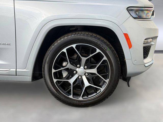 used 2025 Jeep Grand Cherokee car, priced at $48,498