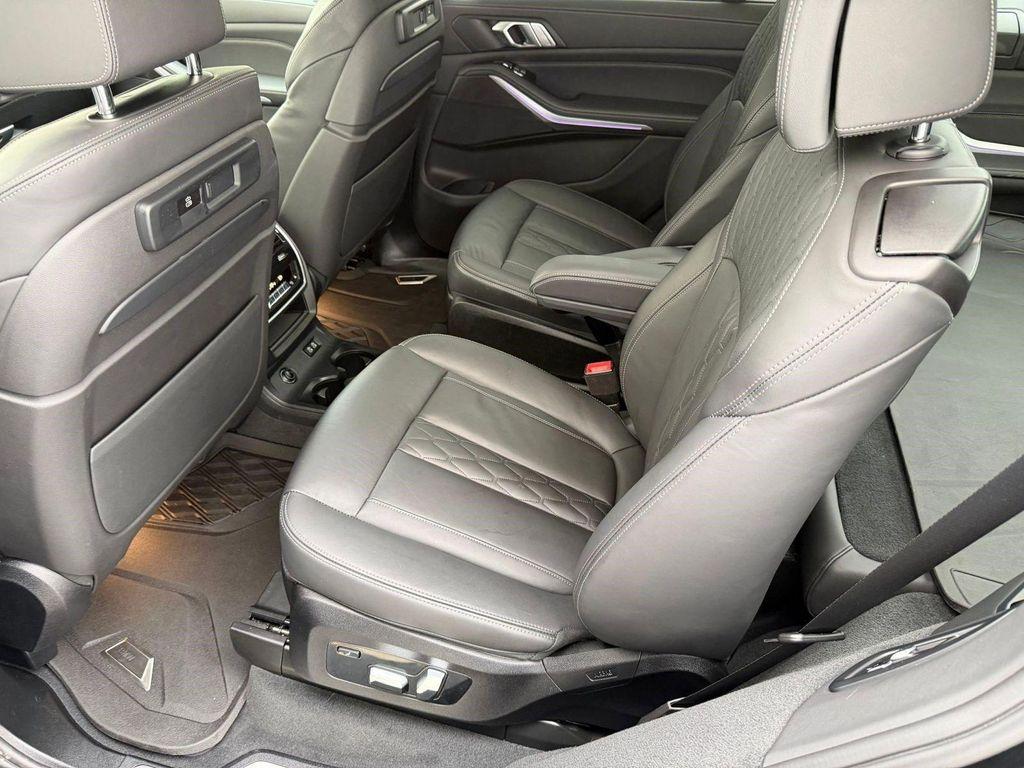 used 2022 BMW X7 car, priced at $35,798