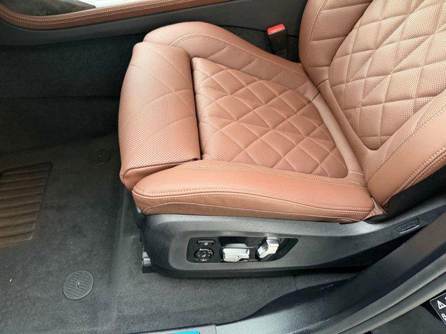 new 2026 BMW X7 car, priced at $94,705