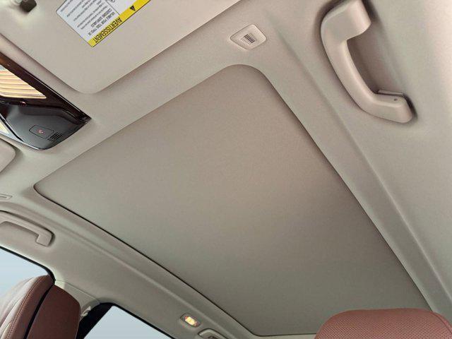 new 2026 BMW X7 car, priced at $94,705