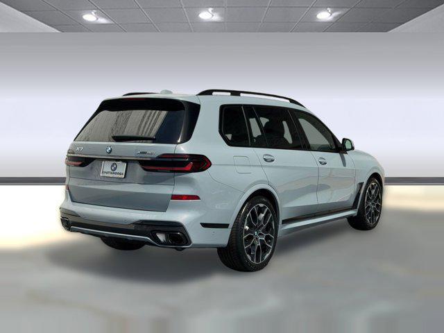 new 2027 BMW X7 car, priced at $100,400