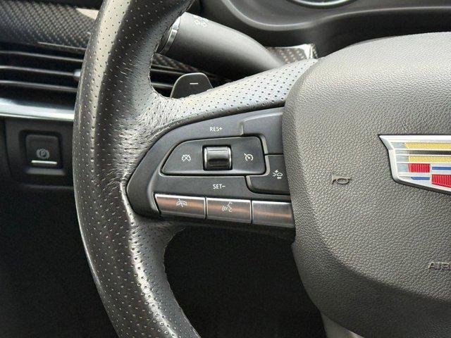 used 2022 Cadillac XT4 car, priced at $20,496