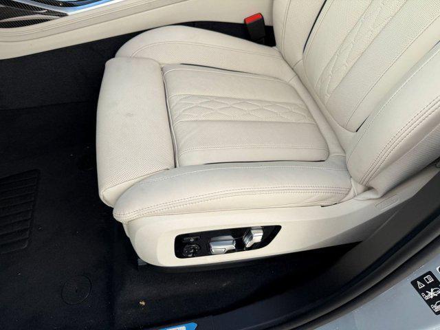 new 2026 BMW X7 car, priced at $124,800