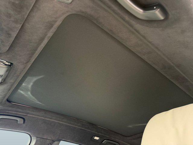 new 2026 BMW X7 car, priced at $124,800