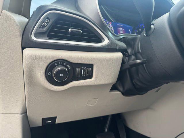 used 2023 Chrysler Pacifica car, priced at $25,823