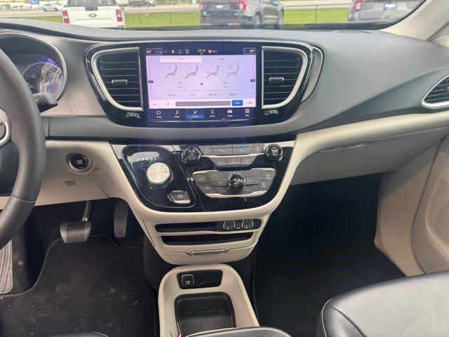 used 2023 Chrysler Pacifica car, priced at $25,823
