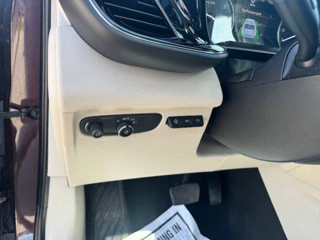 used 2023 Buick Envision car, priced at $30,144