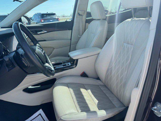 used 2023 Buick Envision car, priced at $30,144