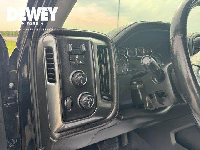 used 2018 Chevrolet Silverado 1500 car, priced at $33,424