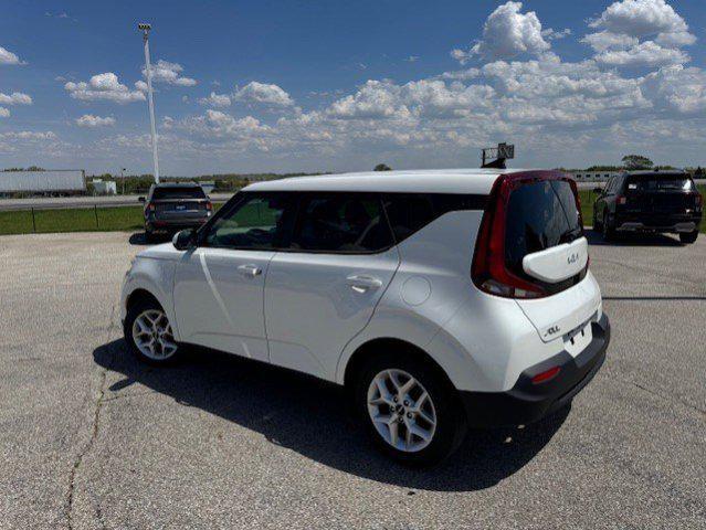 used 2022 Kia Soul car, priced at $18,028