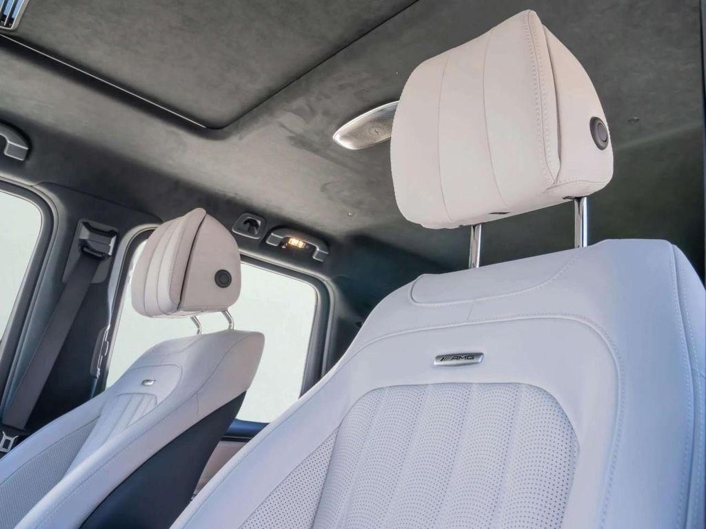Mercedes-Benz G-Class view 23