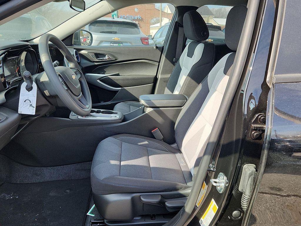 new 2026 Chevrolet Trax car, priced at $23,000
