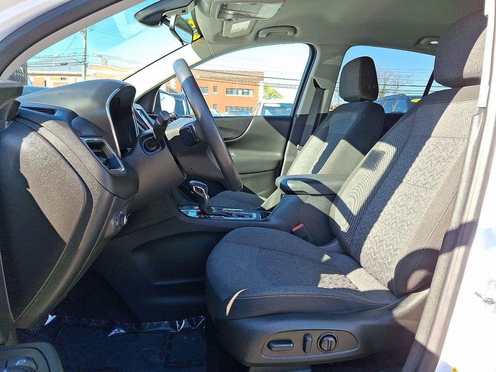 used 2022 Chevrolet Equinox car, priced at $19,696