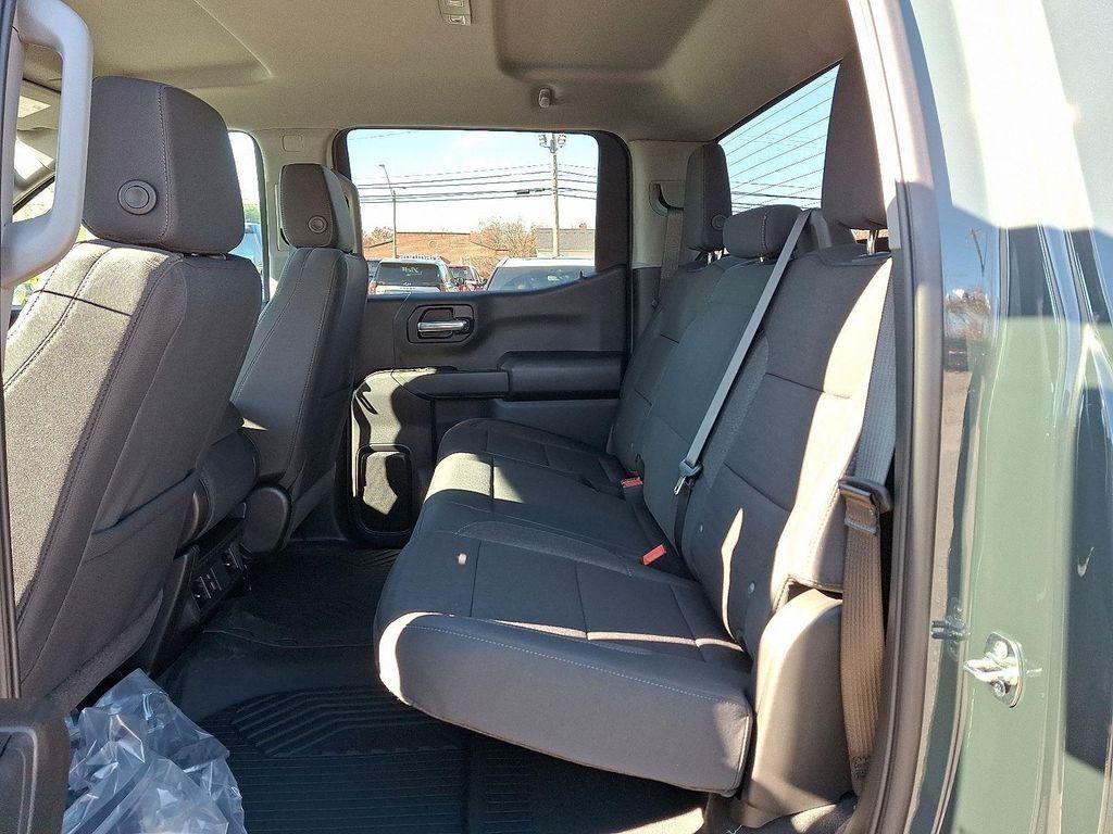 new 2026 Chevrolet Silverado 1500 car, priced at $47,250